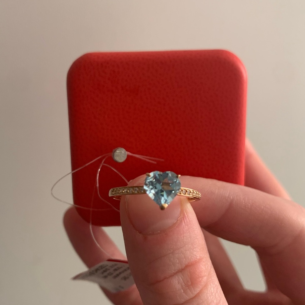 💍Stunning blue heart gold ring with diamonds💕💎